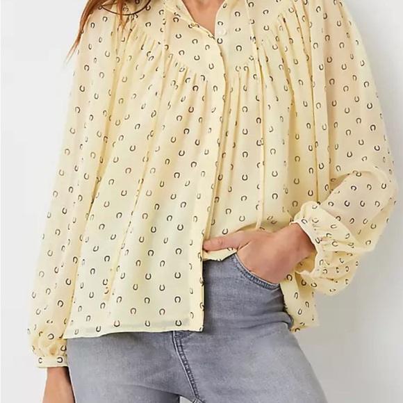 Ann Taylor Horseshoe V-Yoke Tie Neck Hidden Button Blouse Yellow S Equastrian - Picture 1 of 11
